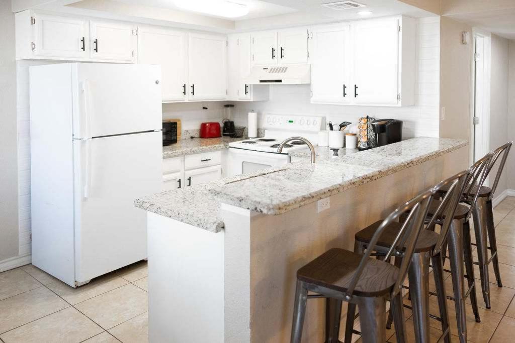 2 Bed 2 Bath 1St Floor Condo W Pool By Beach サウス・パドリー・アイランド エクステリア 写真